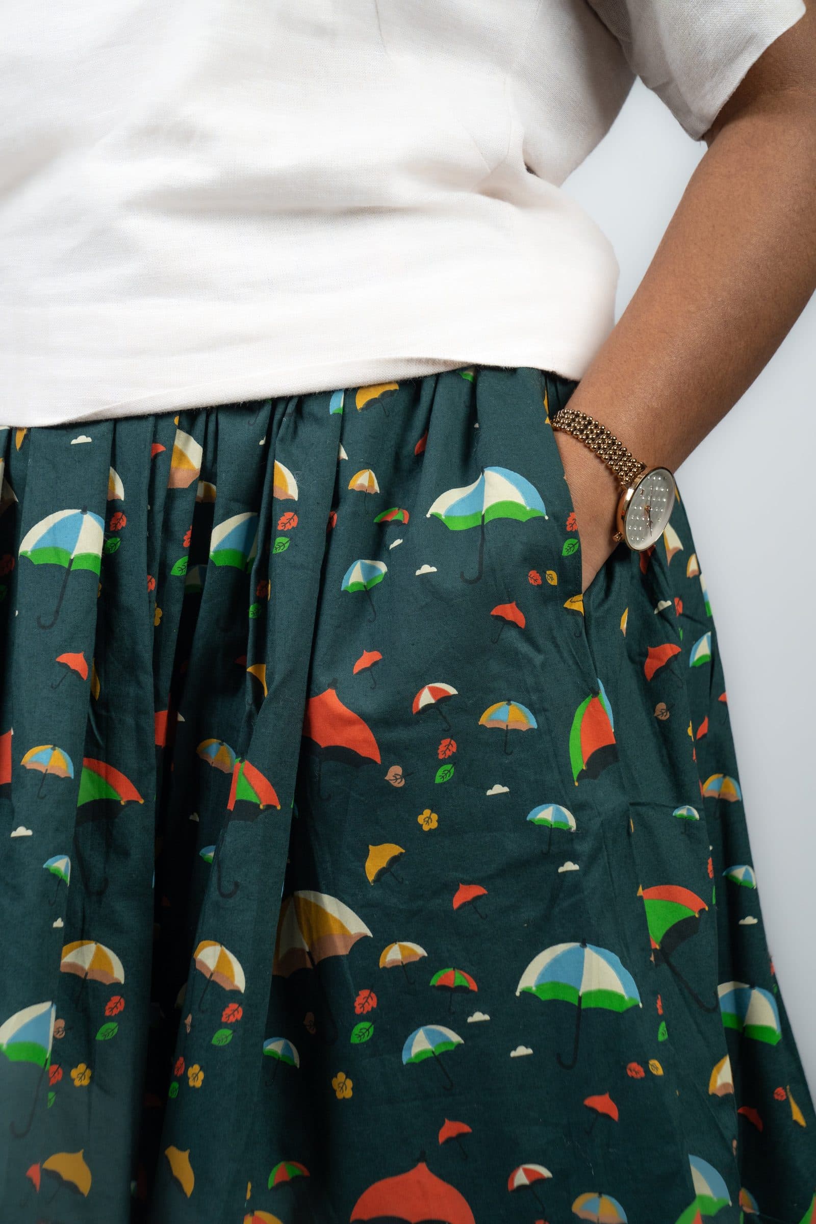 Green Cotton Varsha Scallop Skirt For Women hover