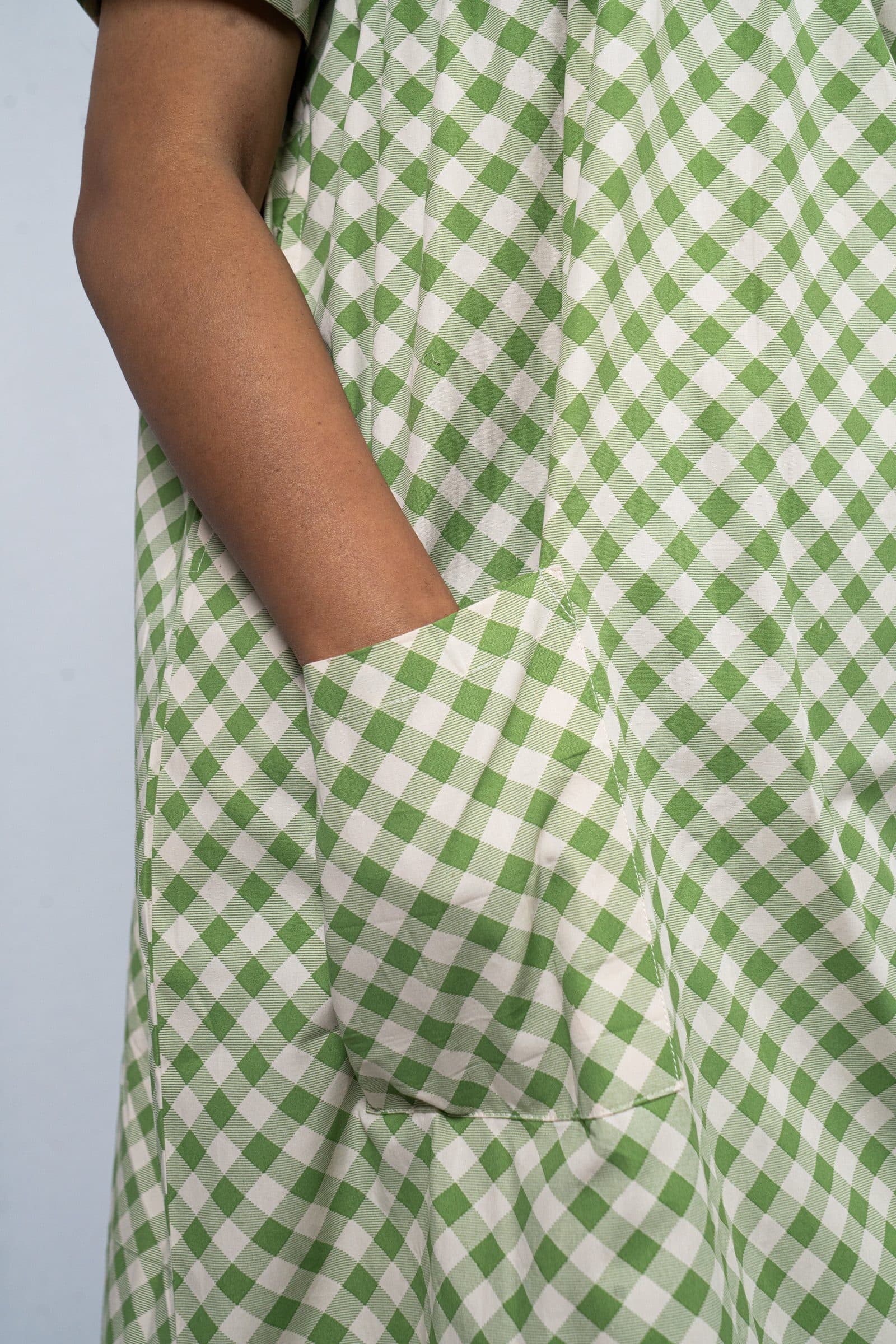 Green Cotton Sadhana Midi Dress For Women image 3