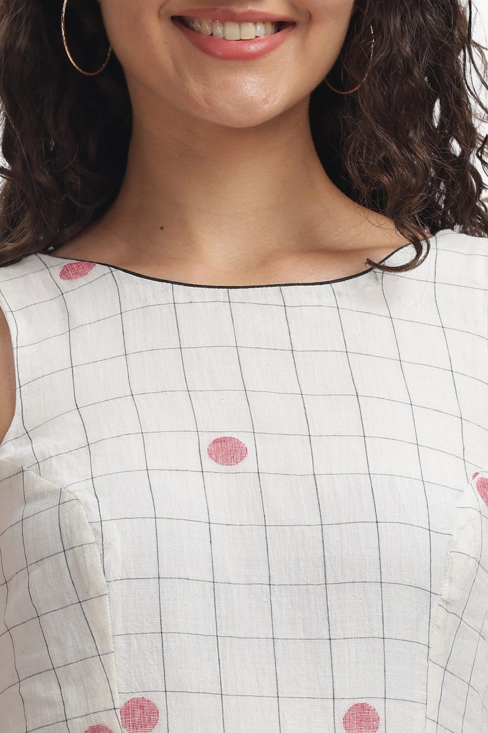 White Cotton Mul Jamdani Dhavala Chowka Dress For Women image 5