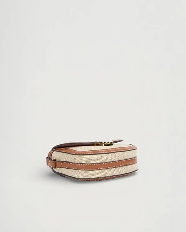 THE CLOVER CROSSBODY – BEIGE image 5