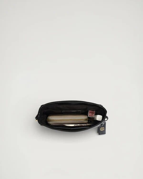 THE CLOVER CROSSBODY – BLACK image 5